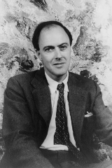 Roald Dahl photographed by Carl Van Vechten